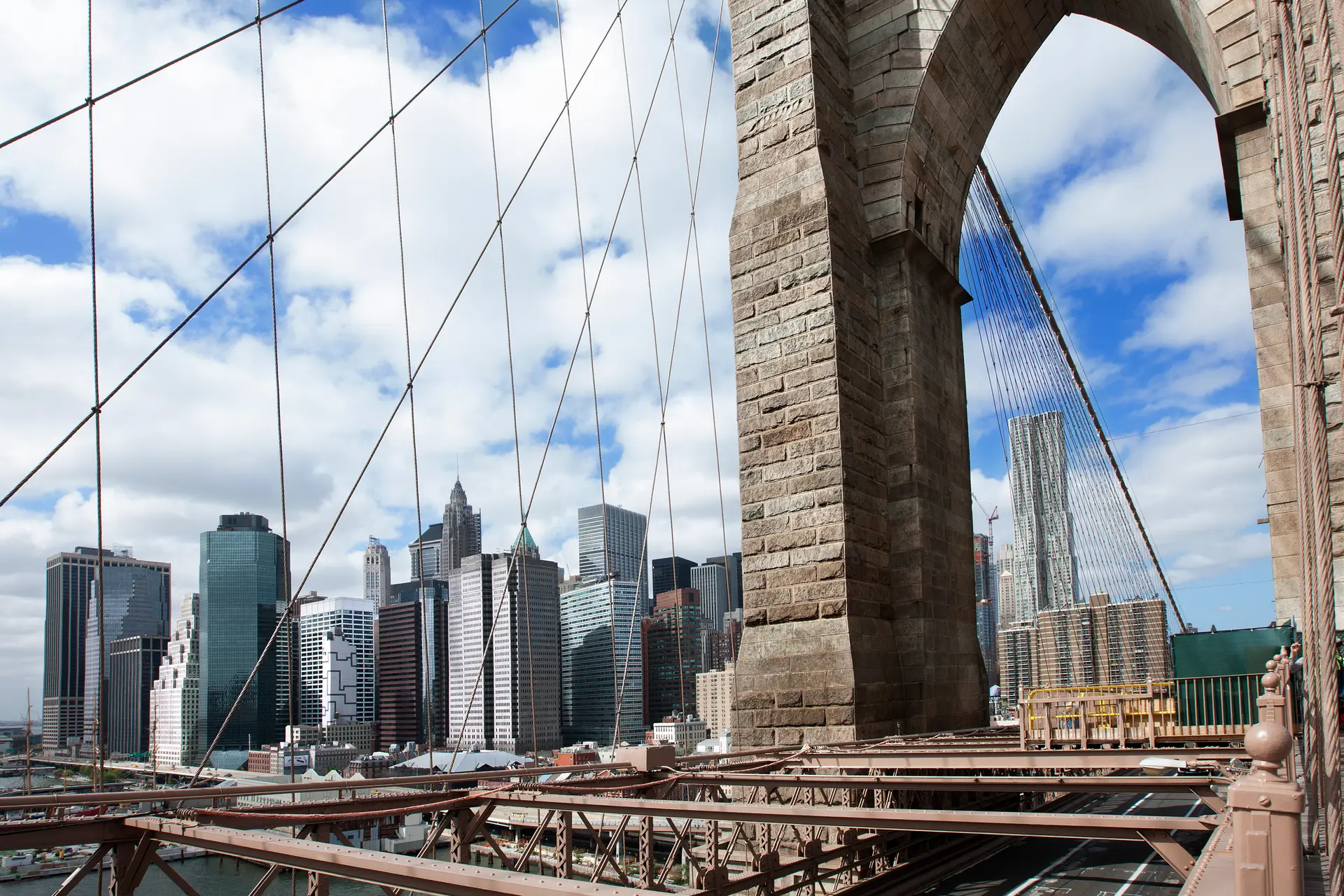 Brooklyn Bridge And New York Skyline New York Cit 2026 03 25 02 14 54 Utc